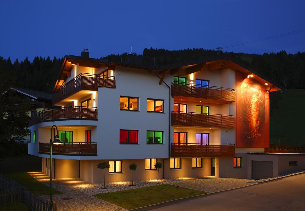 Aparthotel Rubinius 바그라인 외부 사진